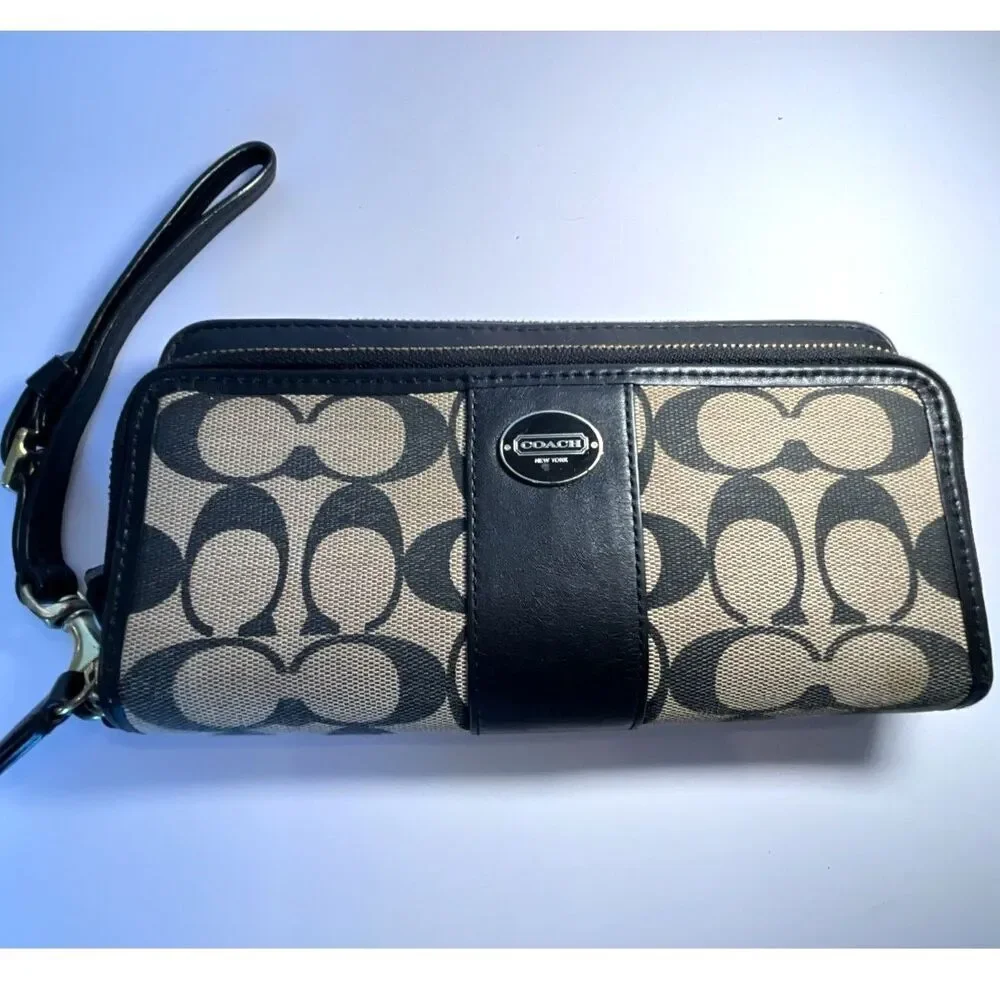 Vintage Coach Monogram Wristlet; Black C's with strap must see